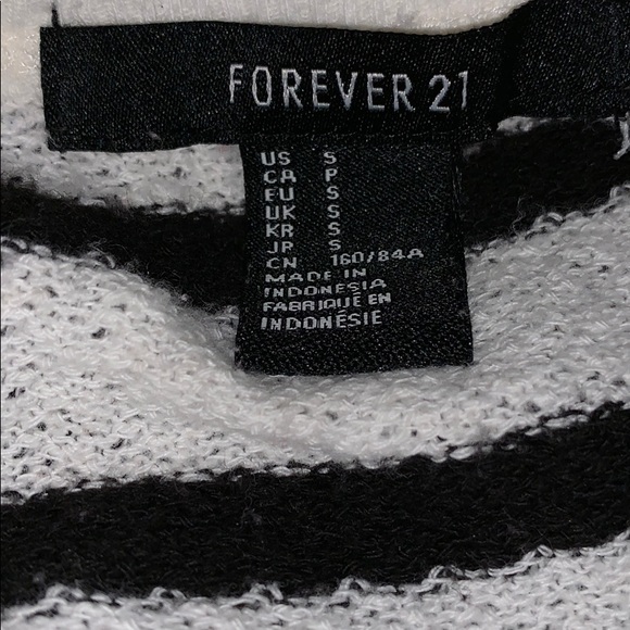 Sweater🍂🍂🍂 - Picture 4 of 4